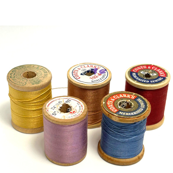 Vintage Thread On Wooden Spools Lot of 30 - Picture 8 of 9